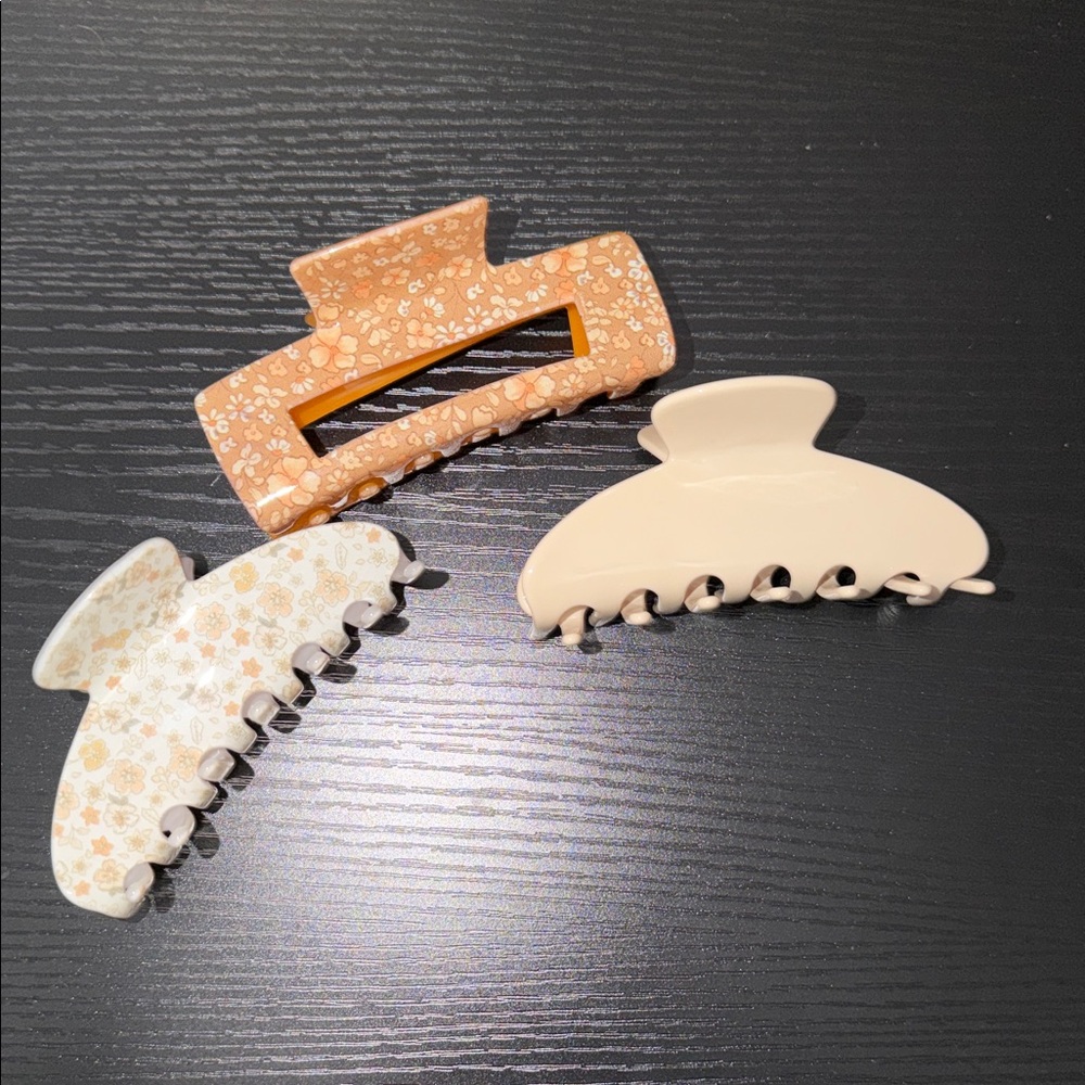 3-Pack Peach & Cream Floral Hair Claw Clip Set